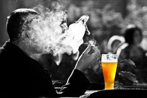 alkol içmek sigara içme dürtüsünü uyarır